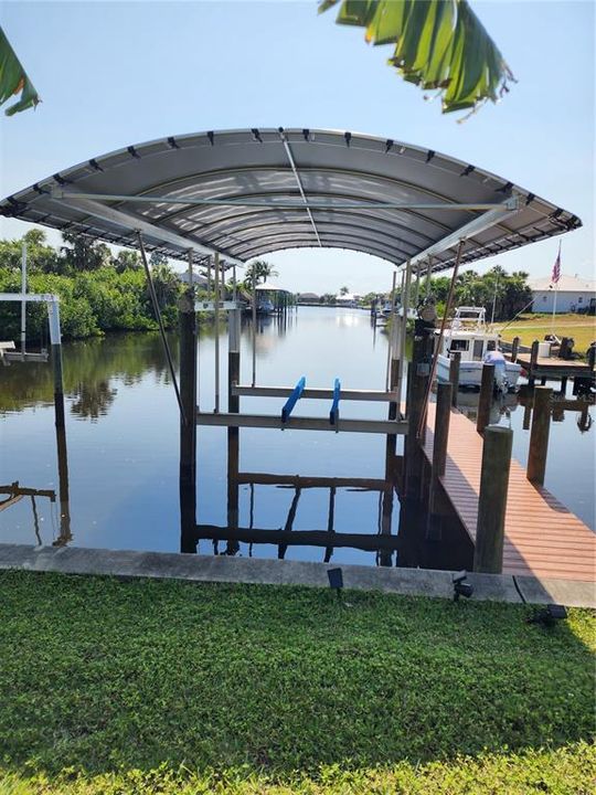 Brand new boat lift cover 2024
