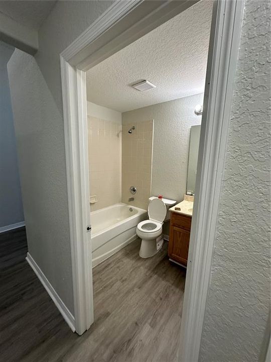 Недавно арендовано: $2,100 (4 спален, 3 ванн, 2061 Квадратных фут)