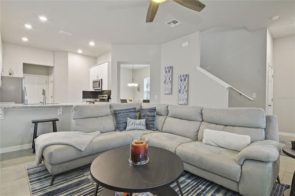 Active With Contract: $345,900 (4 beds, 2 baths, 2070 Square Feet)