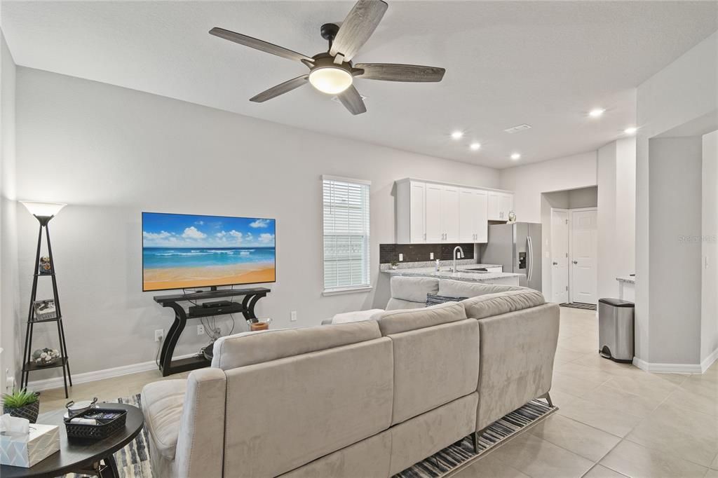 Active With Contract: $345,900 (4 beds, 2 baths, 2070 Square Feet)