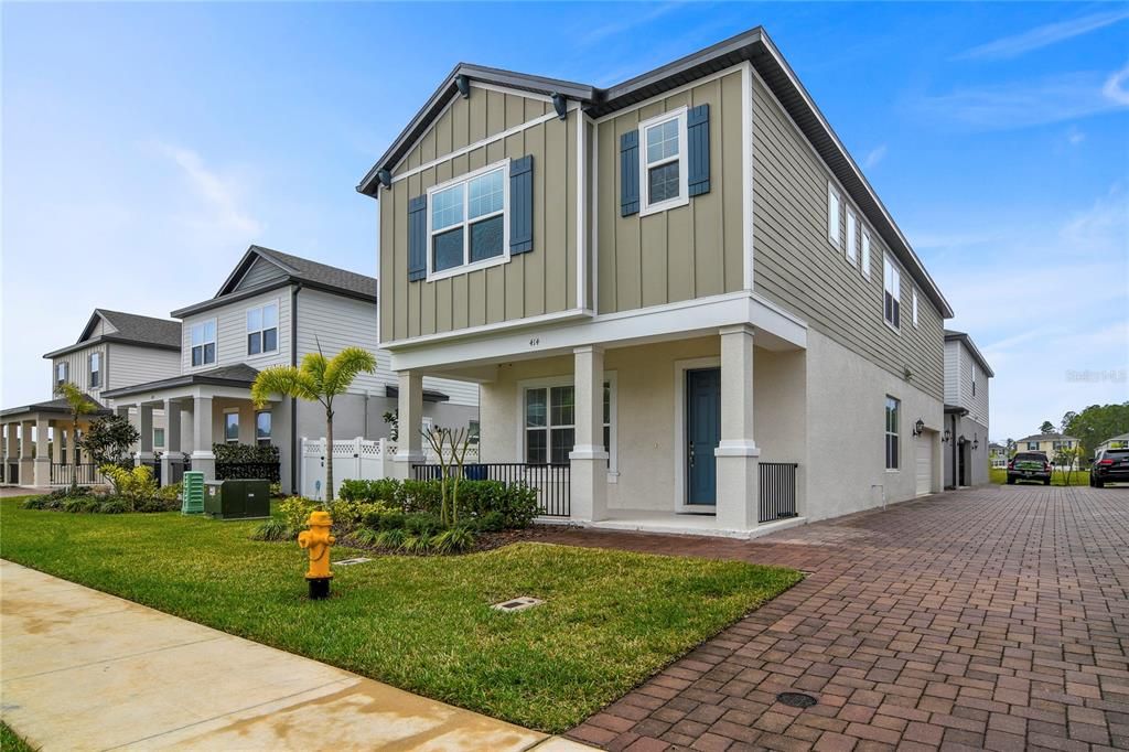 Active With Contract: $345,900 (4 beds, 2 baths, 2070 Square Feet)