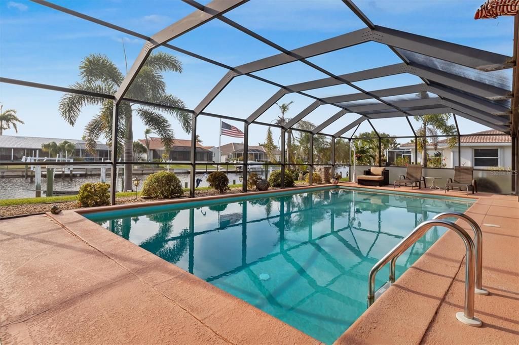 Recently Sold: $675,000 (3 beds, 2 baths, 1590 Square Feet)