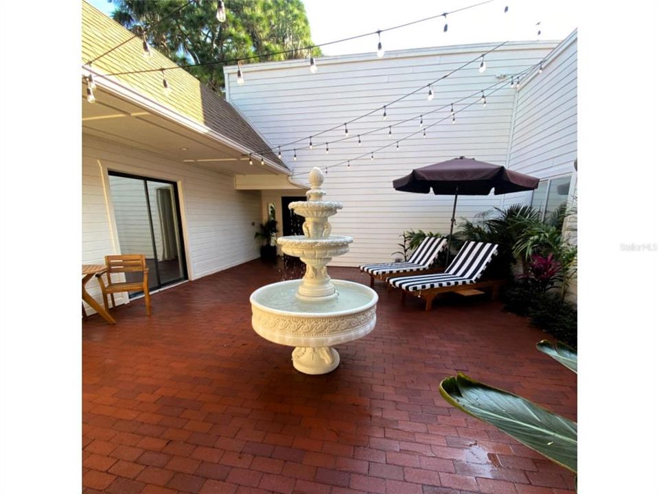 Active With Contract: $549,000 (3 beds, 2 baths, 2245 Square Feet)