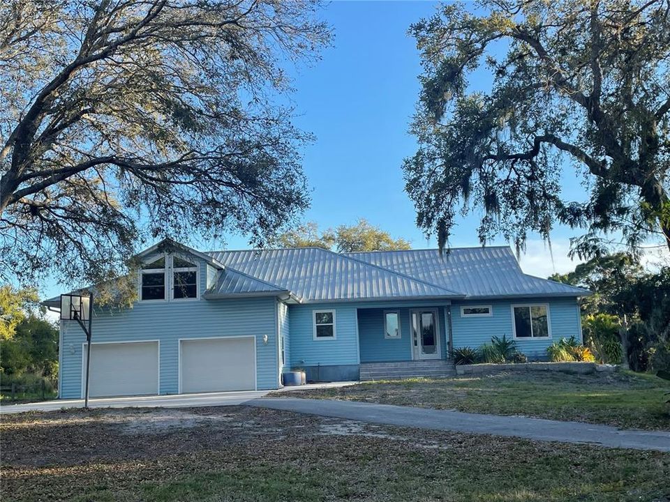 Недавно продано: $1,000,000 (3 спален, 2 ванн, 3027 Квадратных фут)