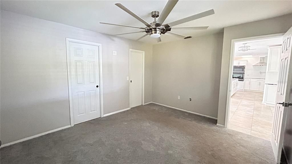 Recently Sold: $419,000 (3 beds, 2 baths, 1795 Square Feet)