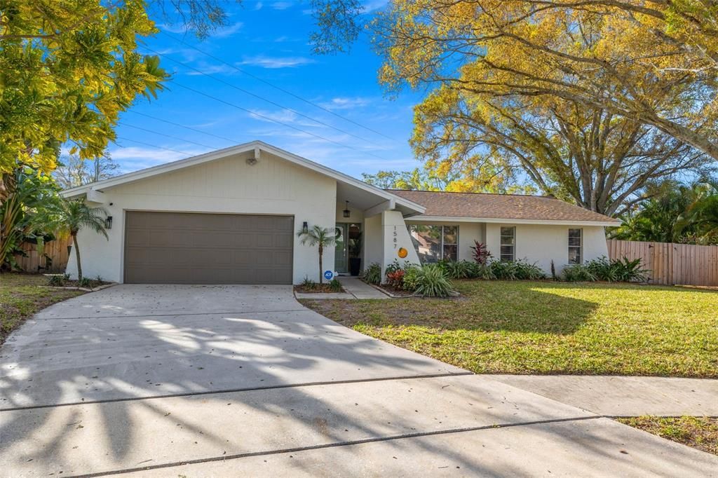 Recently Sold: $699,000 (3 beds, 2 baths, 1686 Square Feet)