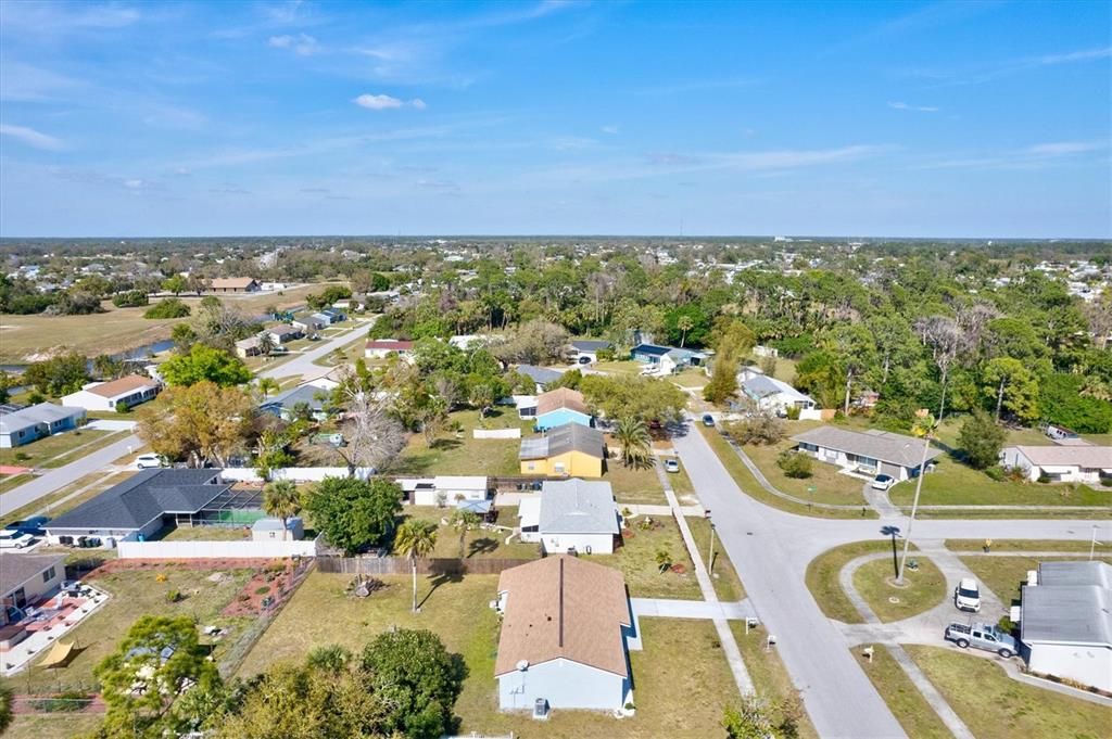 Active With Contract: $285,000 (3 beds, 2 baths, 1320 Square Feet)