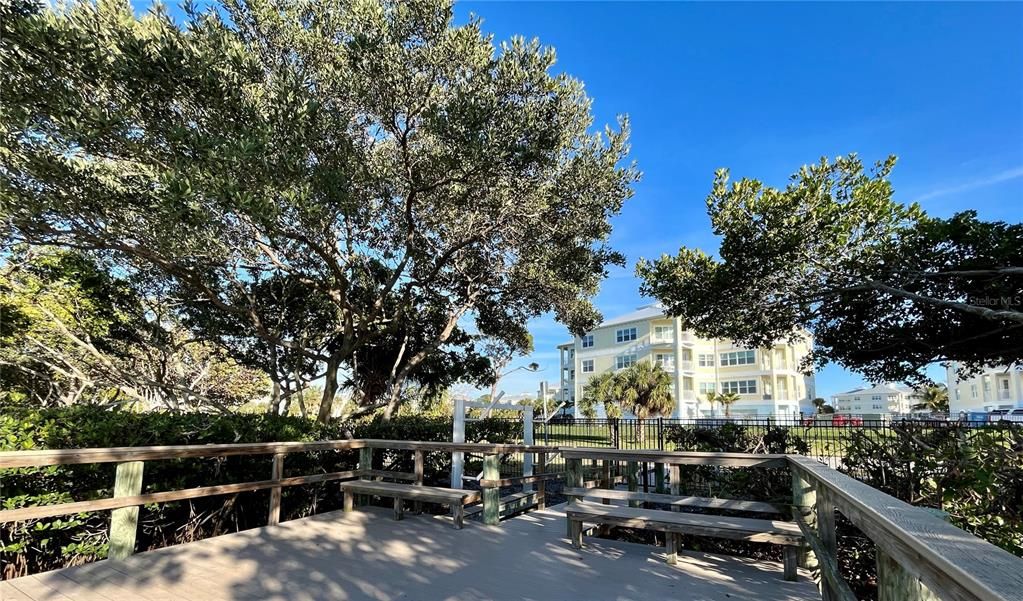 Recently Sold: $825,000 (3 beds, 2 baths, 1854 Square Feet)