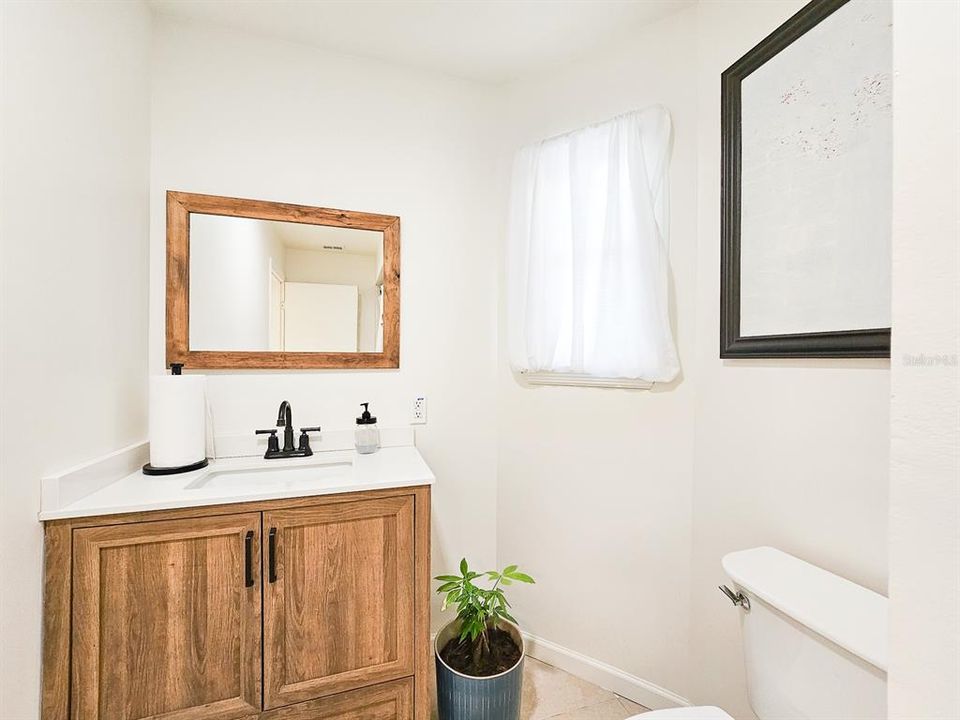 Active With Contract: $547,000 (2 beds, 2 baths, 1369 Square Feet)