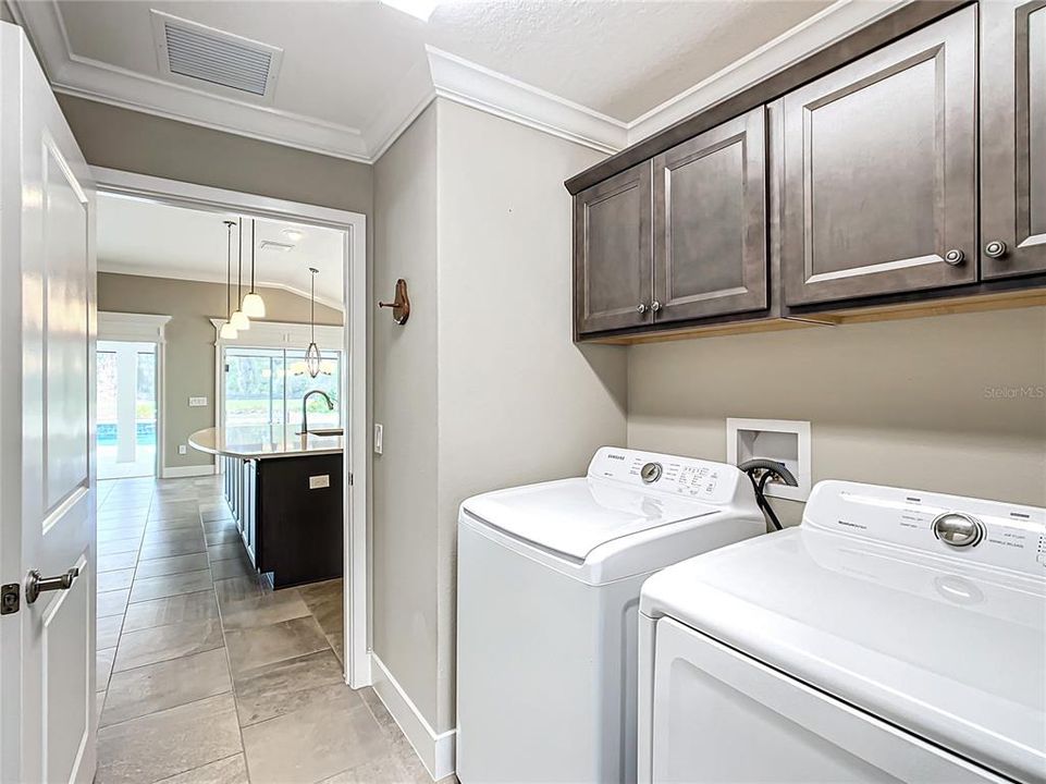 Active With Contract: $997,000 (3 beds, 2 baths, 2016 Square Feet)