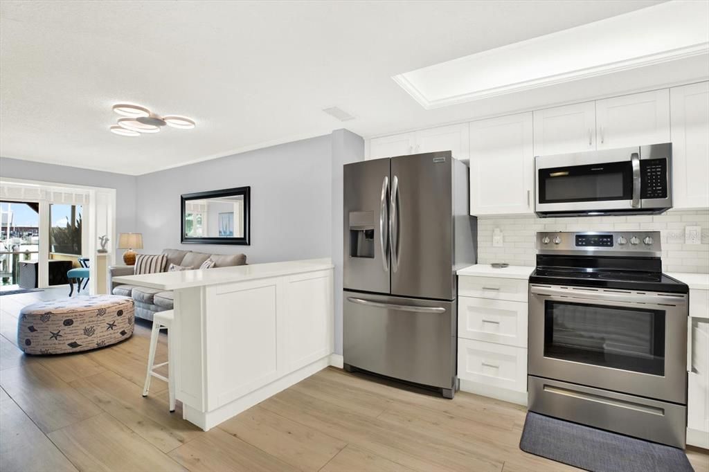 Recently Sold: $550,000 (2 beds, 2 baths, 720 Square Feet)