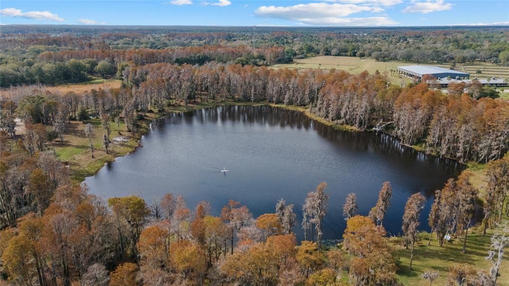 На продажу: $2,700,000 (19.11 acres)