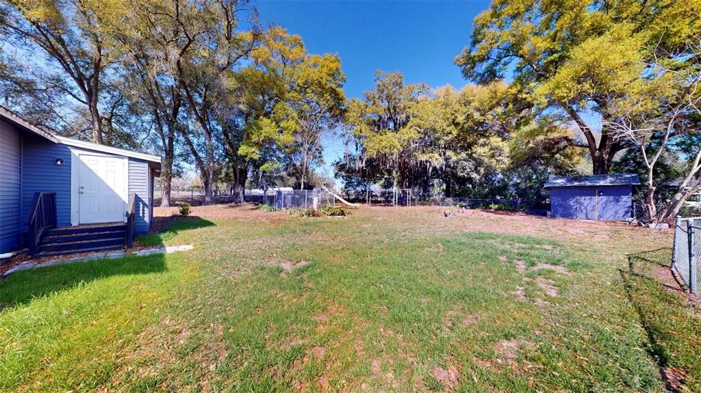 Recently Sold: $399,000 (3 beds, 2 baths, 2100 Square Feet)
