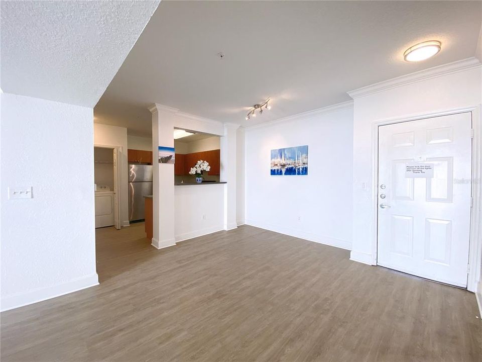 For Sale: $249,990 (2 beds, 2 baths, 1223 Square Feet)