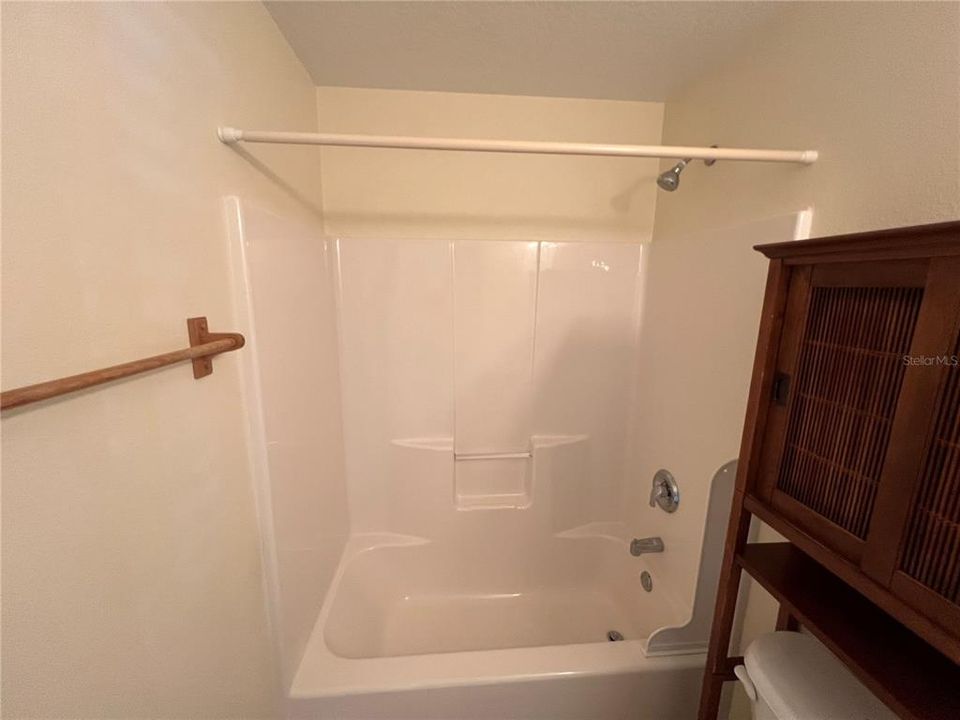 出租: $1,850 (3 贝兹, 2 浴室, 1200 平方英尺)