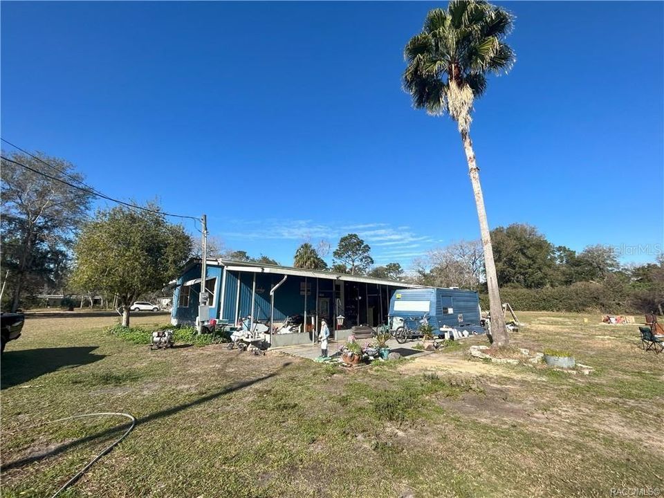 Active With Contract: $118,900 (3 beds, 2 baths, 1264 Square Feet)