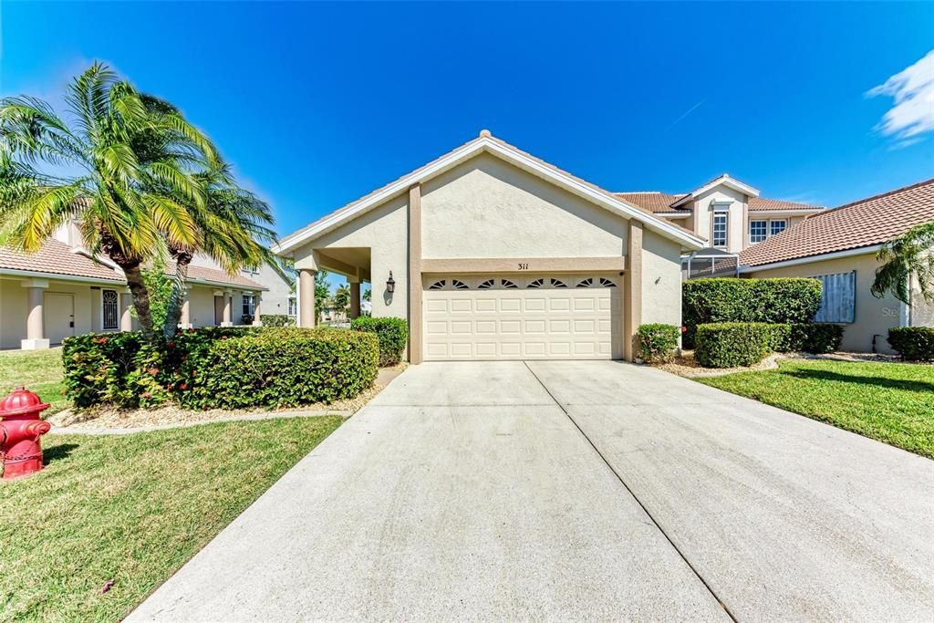 For Sale: $619,000 (3 beds, 2 baths, 2224 Square Feet)