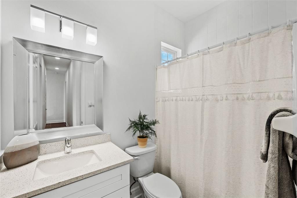 待售: $429,000 (3 贝兹, 2 浴室, 1670 平方英尺)