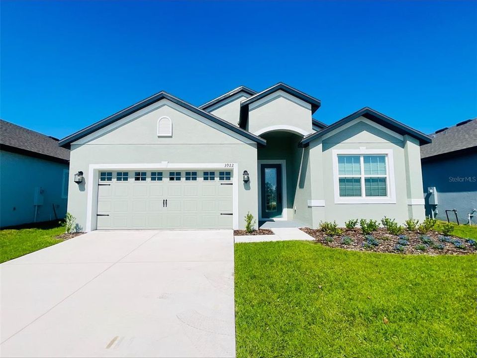 Recently Sold: $400,900 (4 beds, 2 baths, 1851 Square Feet)