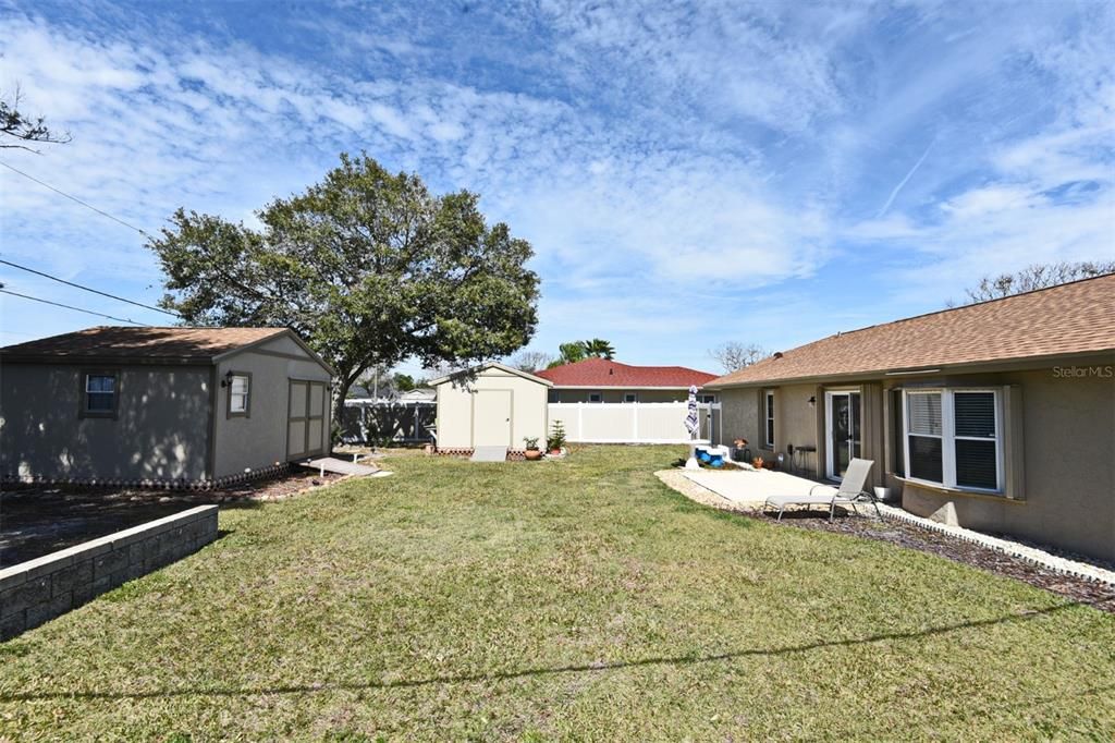 Recently Sold: $300,000 (3 beds, 2 baths, 1066 Square Feet)