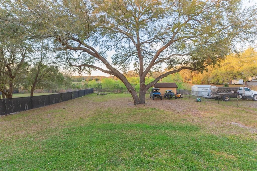 Recently Sold: $425,000 (4 beds, 2 baths, 2454 Square Feet)