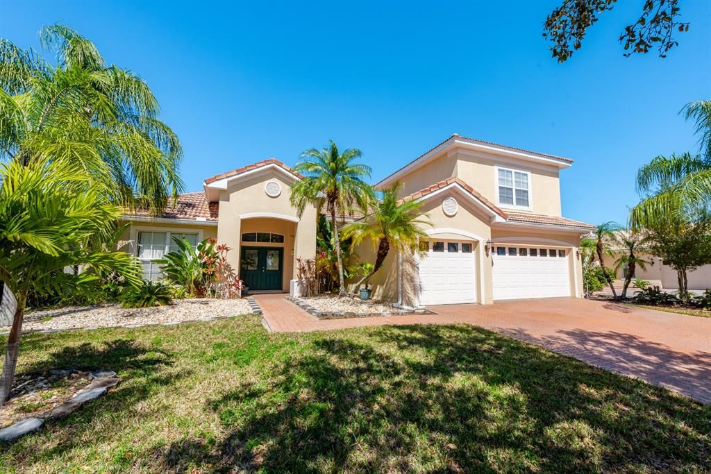 Recently Sold: $489,900 (4 beds, 3 baths, 2813 Square Feet)