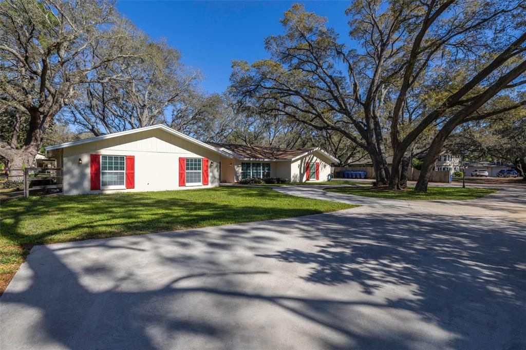 Active With Contract: $1,180,000 (5 beds, 2 baths, 3189 Square Feet)