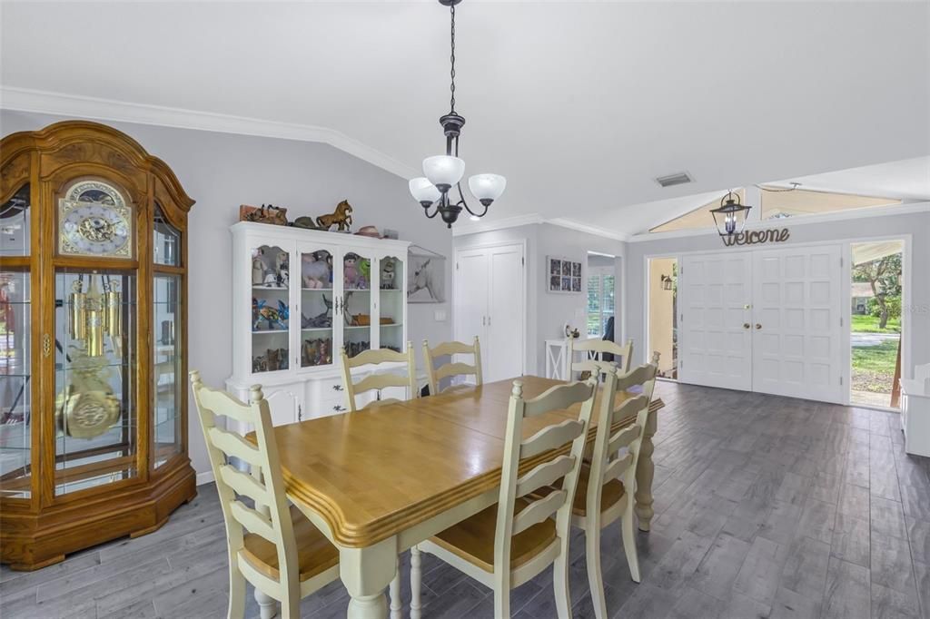 Active With Contract: $1,180,000 (5 beds, 2 baths, 3189 Square Feet)