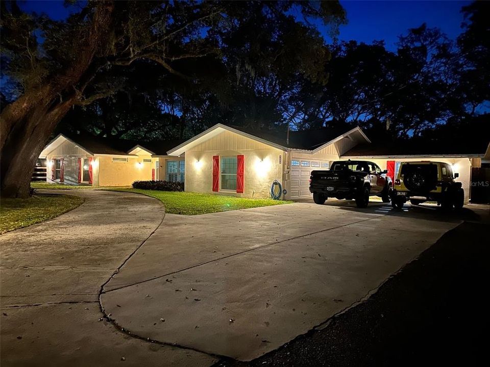 Active With Contract: $1,180,000 (5 beds, 2 baths, 3189 Square Feet)