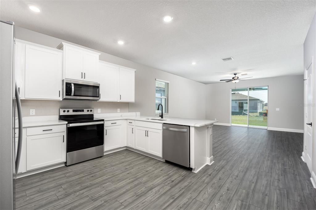 For Sale: $394,900 (4 beds, 2 baths, 1851 Square Feet)