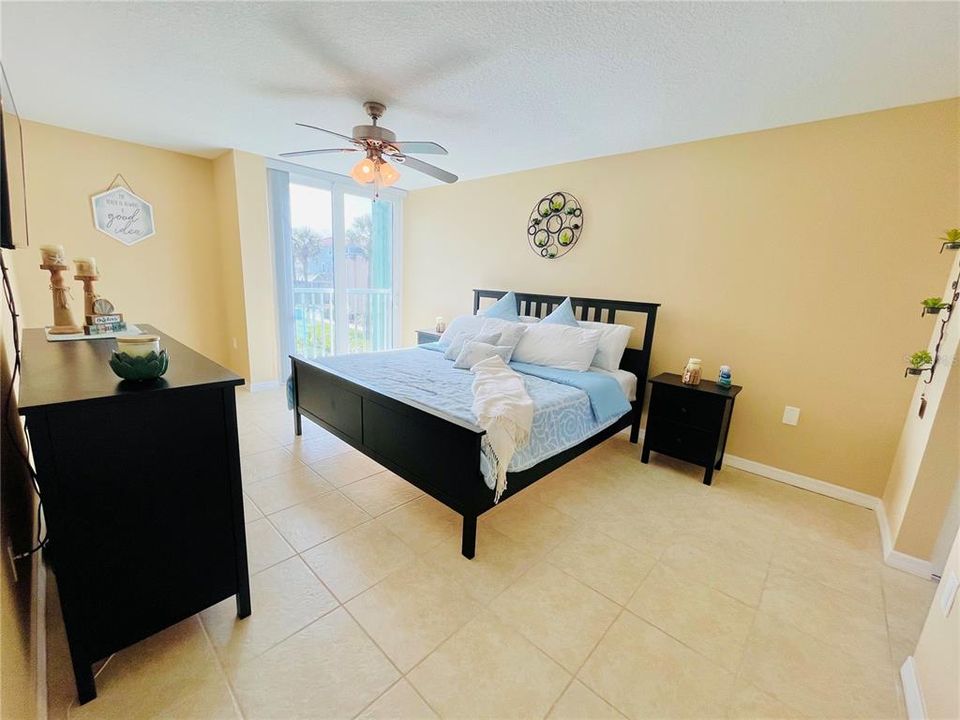 For Sale: $180,000 (2 beds, 2 baths, 1214 Square Feet)