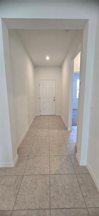 Active With Contract: $2,100 (3 beds, 2 baths, 1589 Square Feet)