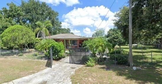 Recently Sold: $130,000 (3 beds, 1 baths, 910 Square Feet)