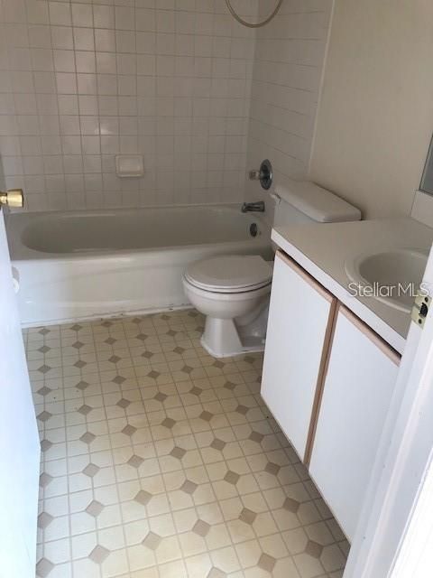 Recently Rented: $1,725 (2 beds, 2 baths, 1178 Square Feet)