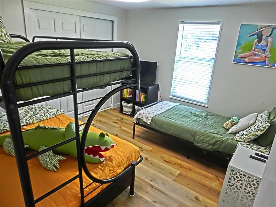 Guest Bedroom / Kids Room