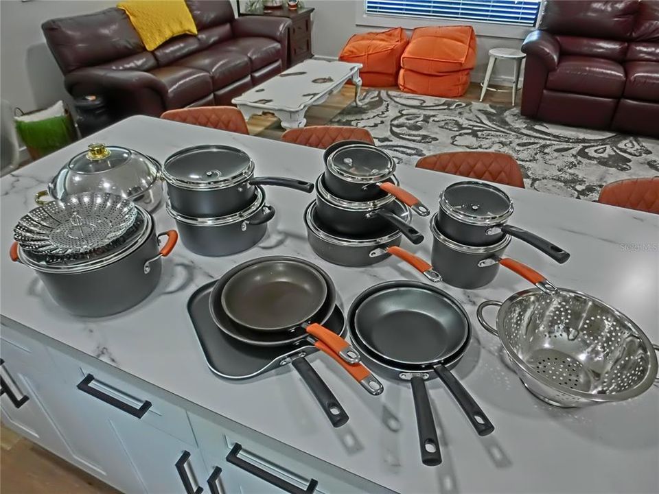 All Cookware included