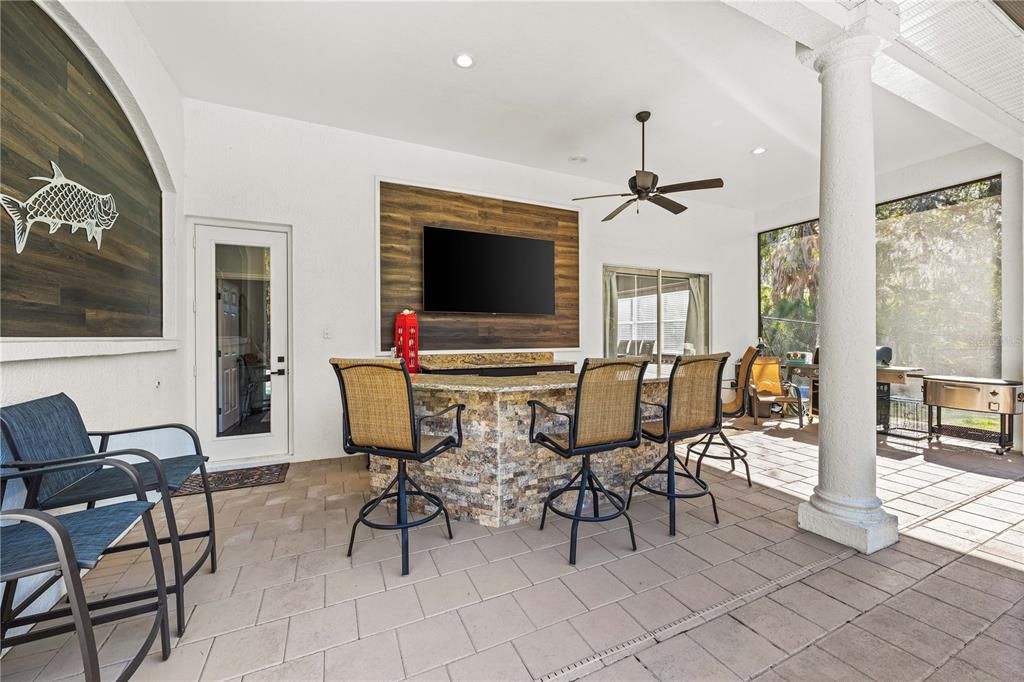 Outdoor Kitchen with stone accents