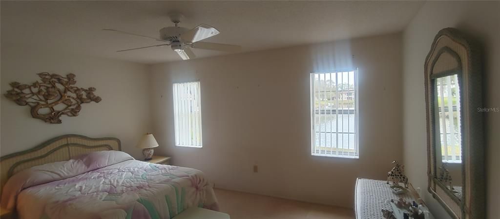 For Sale: $200,000 (2 beds, 2 baths, 1270 Square Feet)