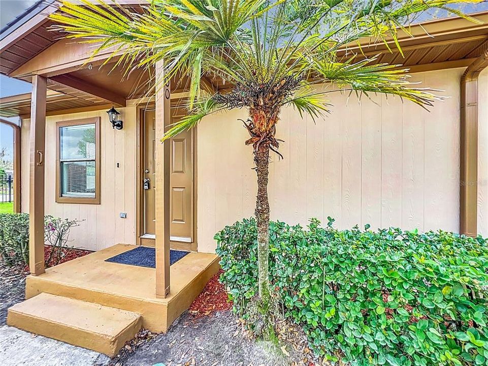 Recently Sold: $239,000 (2 beds, 2 baths, 840 Square Feet)