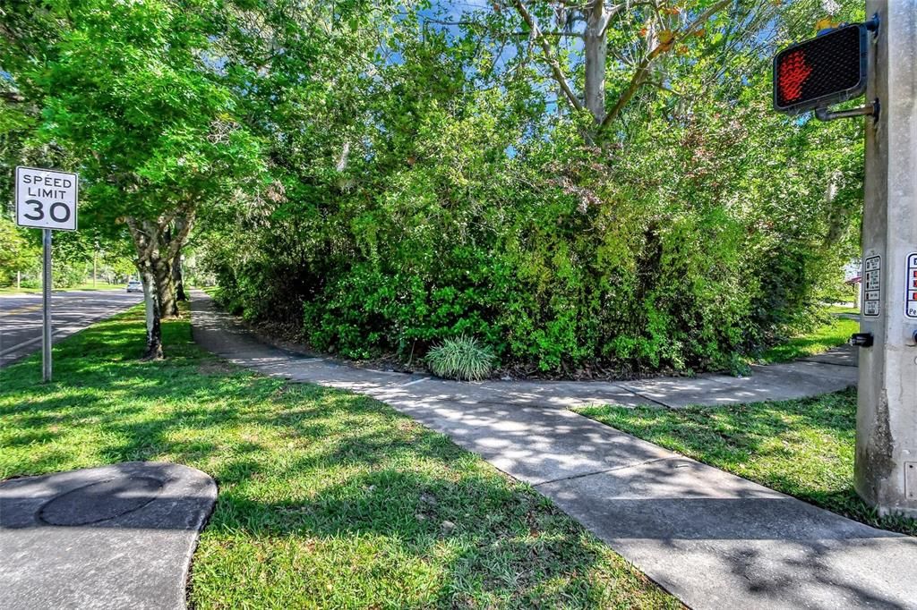 For Sale: $775,000 (3 beds, 2 baths, 3047 Square Feet)