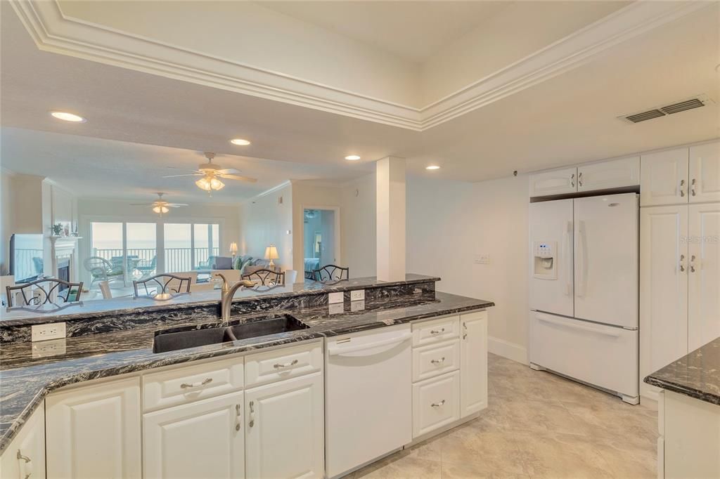 Recently Sold: $1,450,000 (3 beds, 3 baths, 1715 Square Feet)