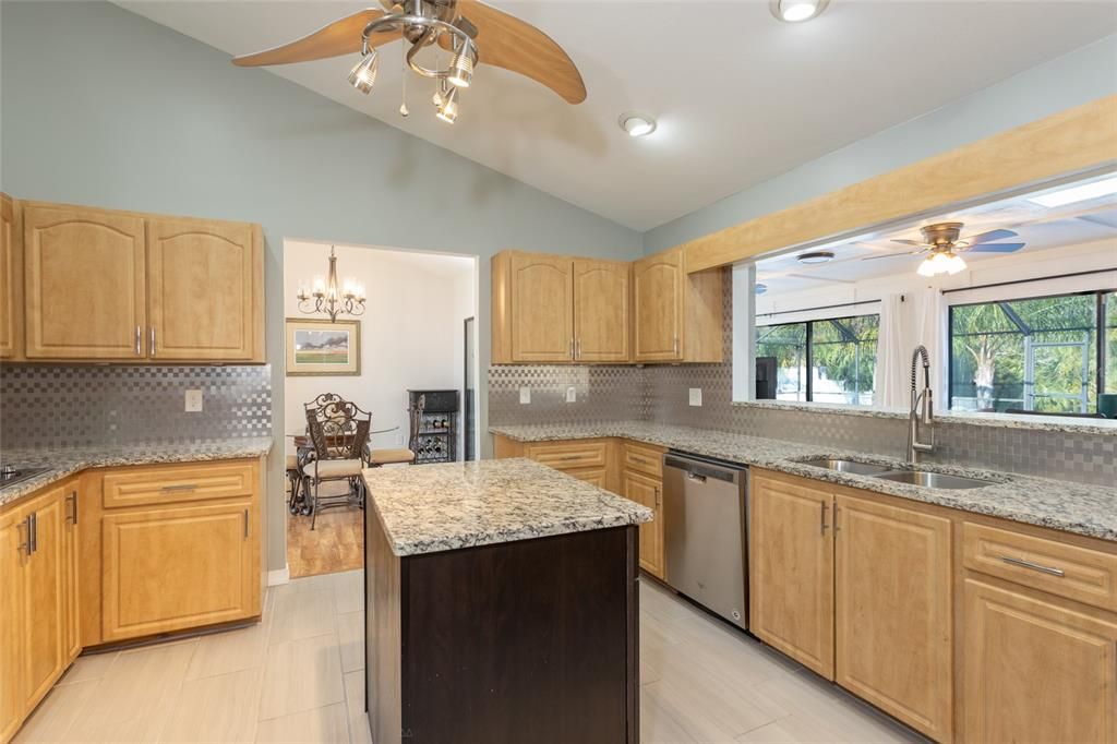 Active With Contract: $775,000 (4 beds, 2 baths, 2740 Square Feet)