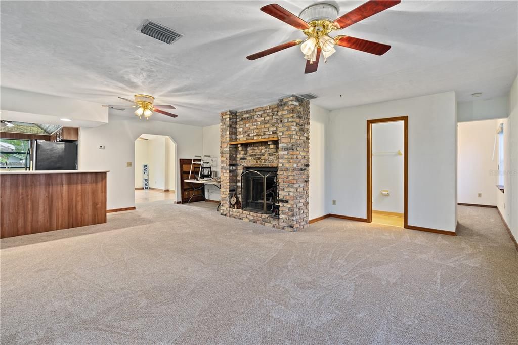 FORMAL LIVING ROOM