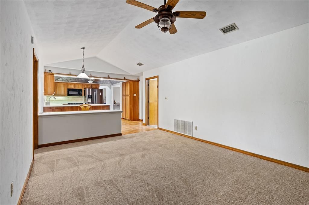 FAMILY ROOM TOWARD KITCHEN