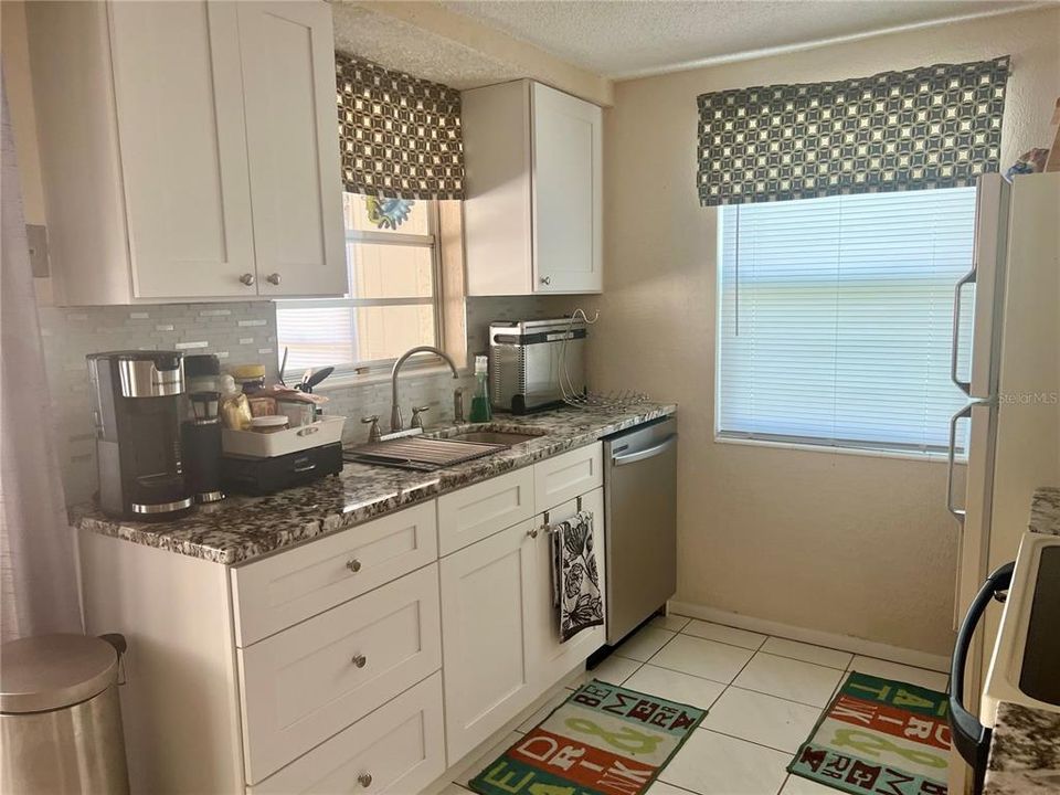 Recently Rented: $1,800 (2 beds, 2 baths, 889 Square Feet)