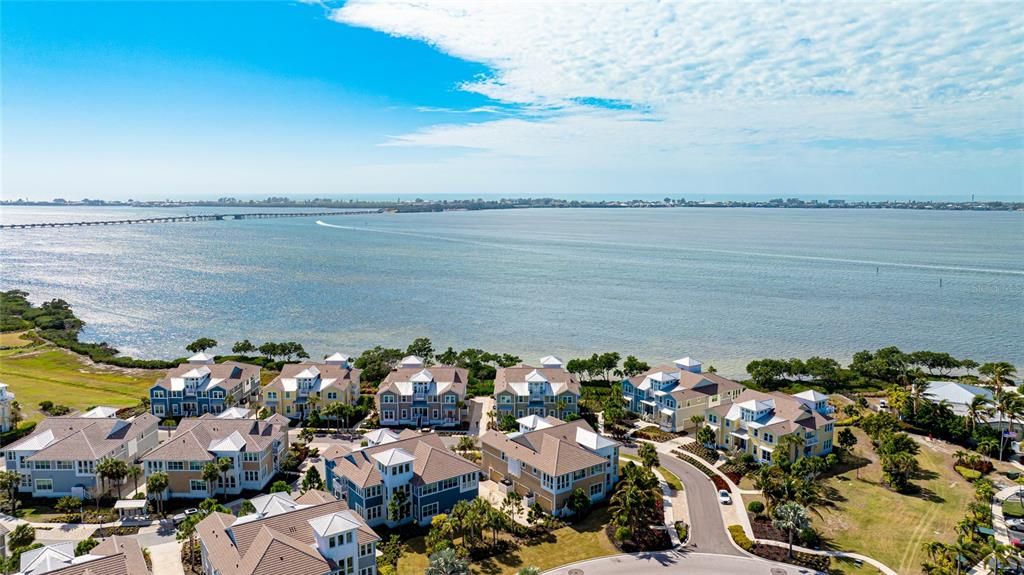 Recently Sold: $1,298,000 (3 beds, 3 baths, 2206 Square Feet)
