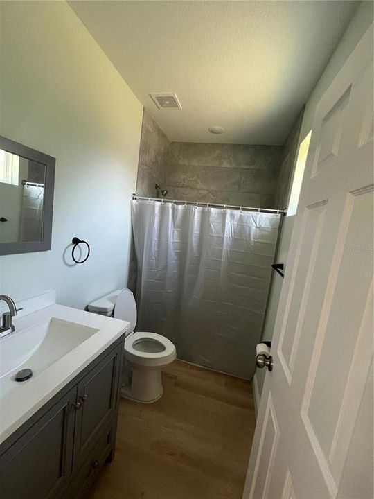 最近租的: $1,900 (3 贝兹, 2 浴室, 1086 平方英尺)