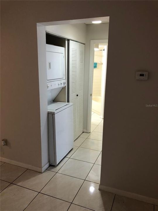 Active With Contract: $150,000 (1 beds, 1 baths, 675 Square Feet)