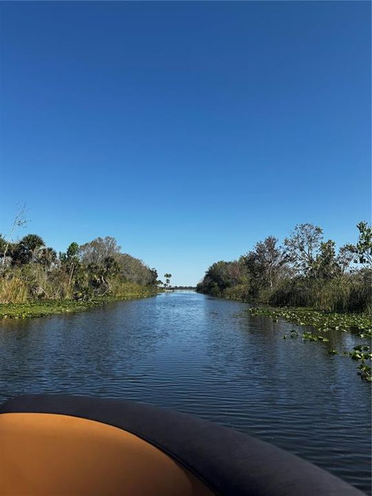 15 mins to AB Canal and Lake Beauclair.