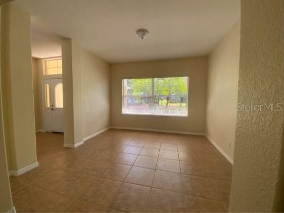 For Rent: $3,200 (3 beds, 2 baths, 2053 Square Feet)